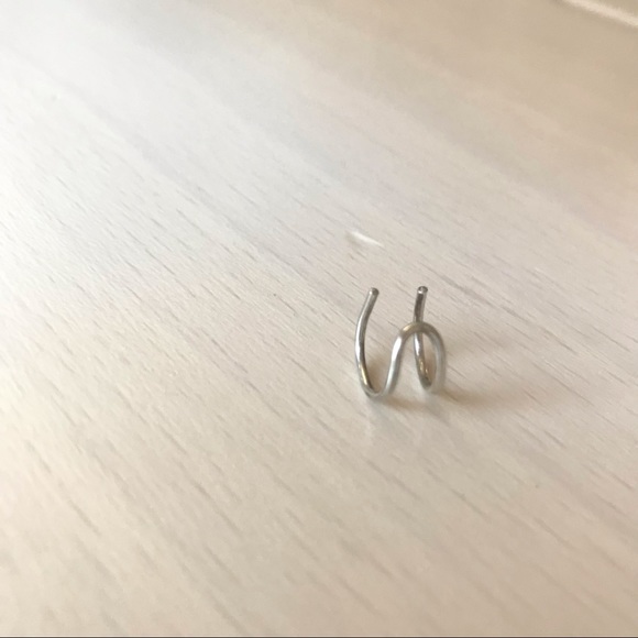 STERLING SILVER Earring Cuff - Picture 6 of 6